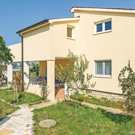 Awesome Apartment In Fazana With Wifi Dış mekan fotoğraf