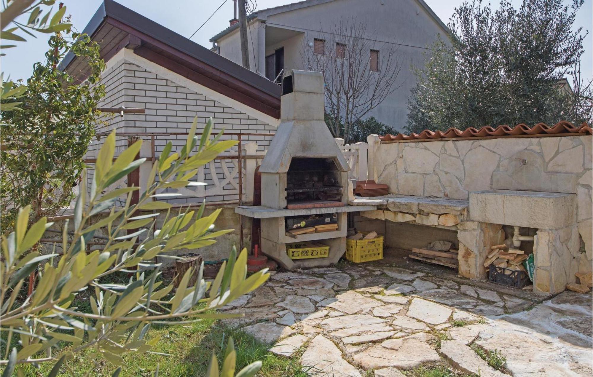 Awesome Apartment In Fazana With Wifi Dış mekan fotoğraf